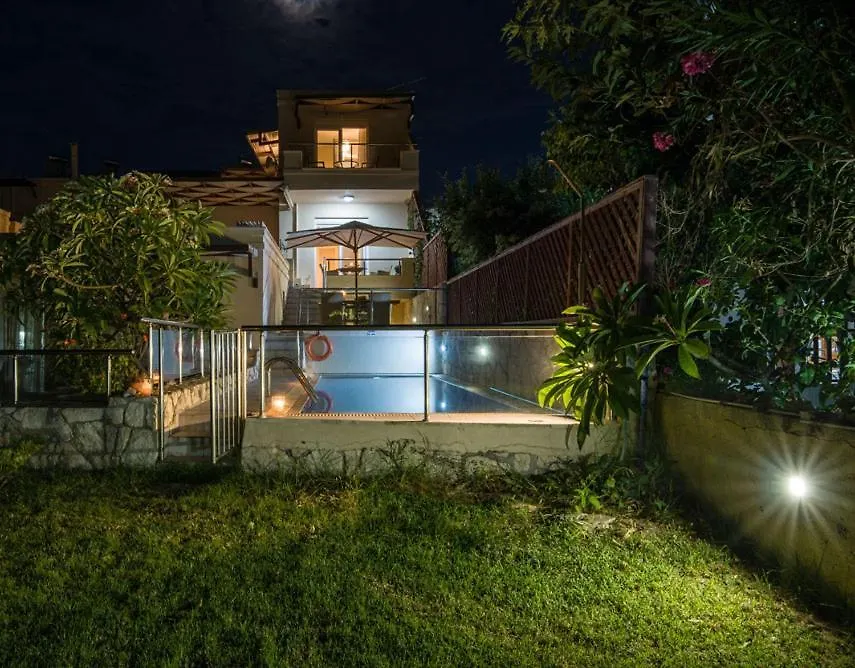 The Seaside Villa Chania  0*, Chania (Crete) Greece
